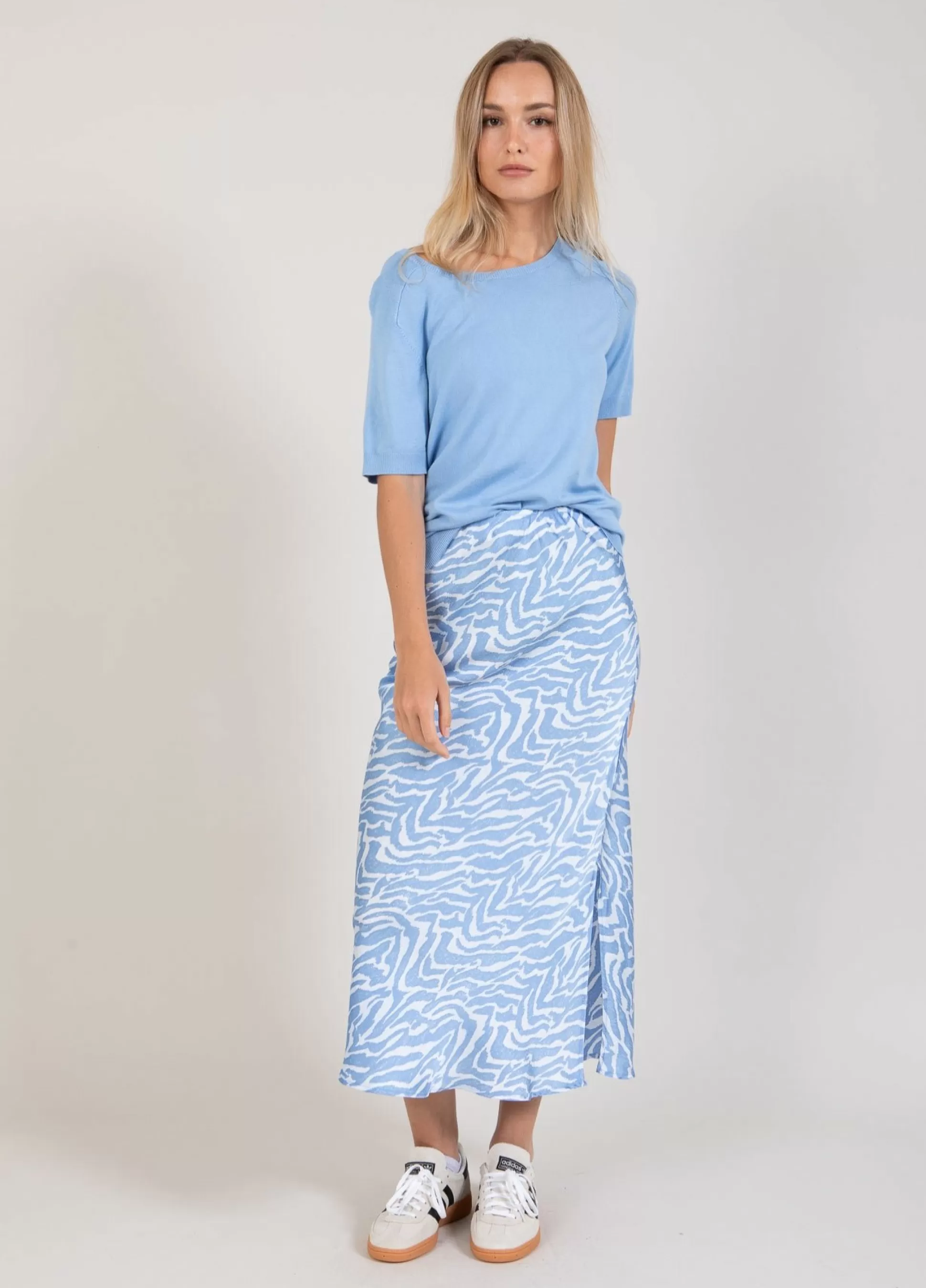 Coster Copenhagen Cc Heart Skyler Mid Length Printed Skirt Light Blue Animal Online