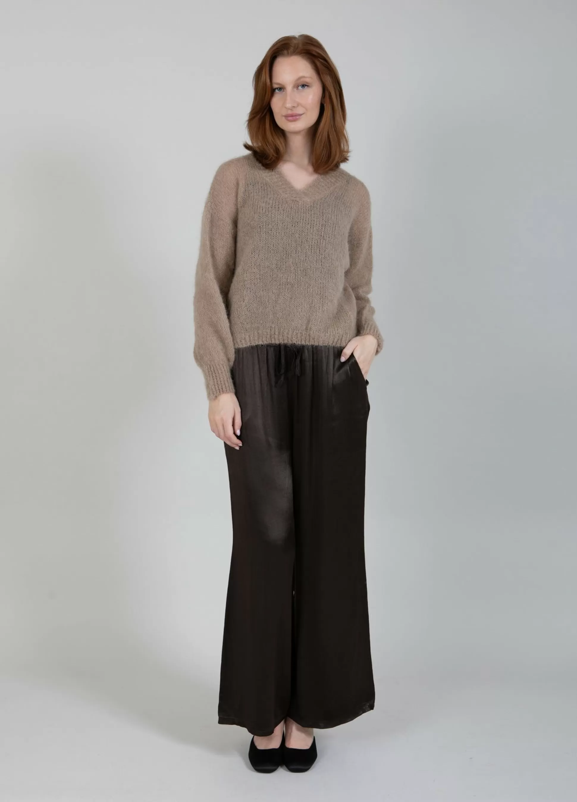 Coster Copenhagen Mohair V-Neck Beige Hot