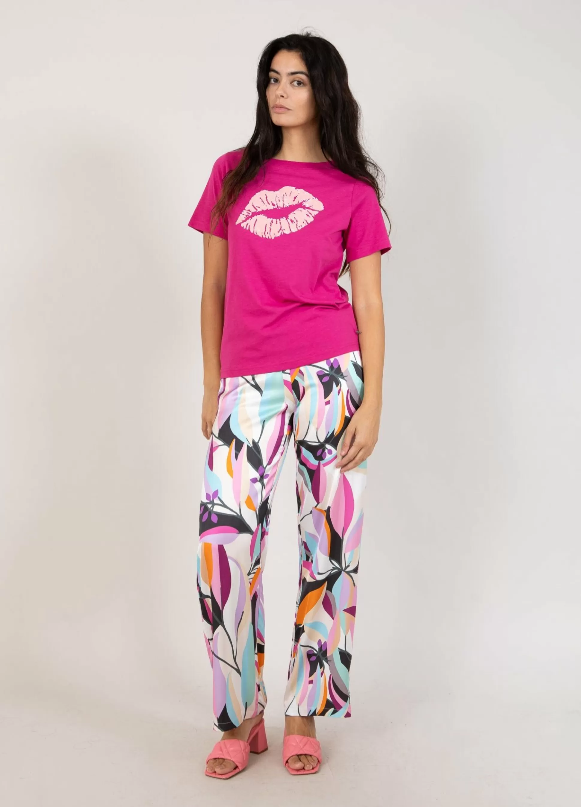 Coster Copenhagen T-Shirt With Kissing Lips Berry Store